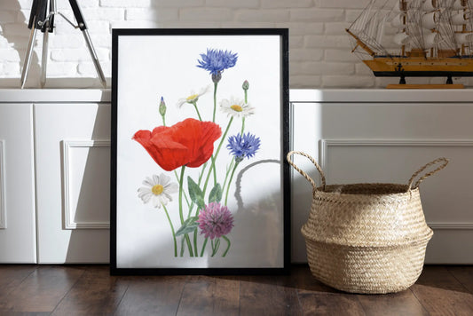 Botanische Illustration von bunten Sommerblumen mit mohn kornblumen und magariten sowie klee